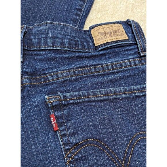 Levi's Women's Blue Perfectly Slimming 512 High Rise Bootcut Jeans Size 8M - Picture 6 of 6